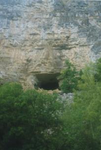 Пещера Театральная
         (30.3КБ)